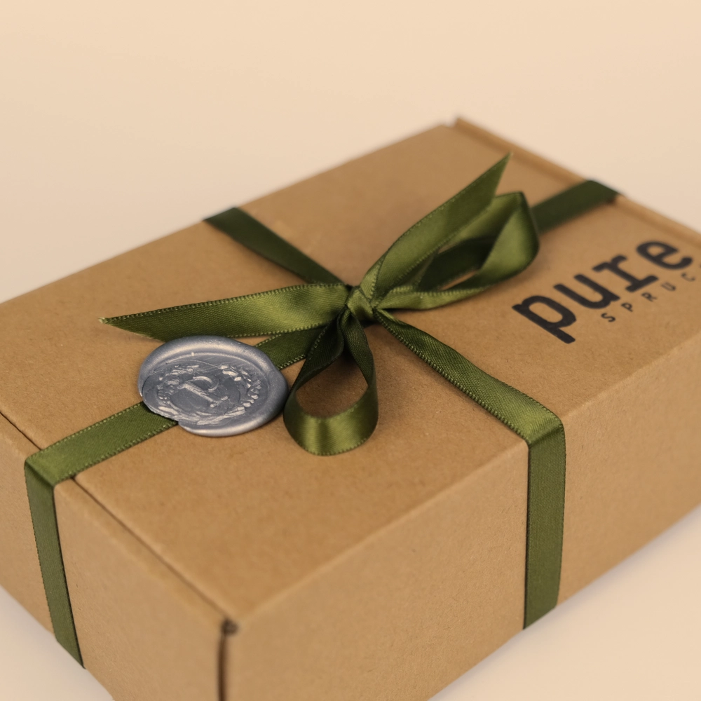 Small gift box bath and body by Pure Spruce